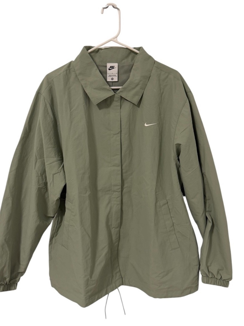 Nike Women's Sage Green UPF 40+ Full Zip Coach Jacket Windbreaker Size L New wit
